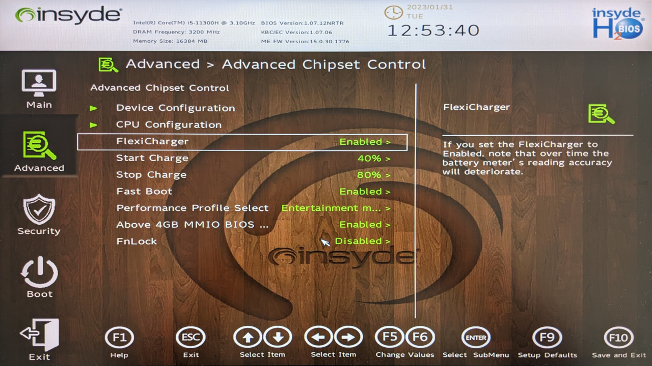 The FlexiCharger integrated into the BIOS/UEFI offers similar functions as the TUXEDO Control Center.